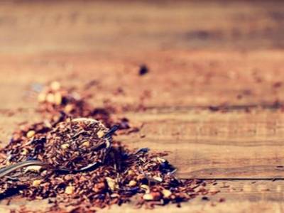 Le rooibos, une merveille sans théine, pour toute la famille ! Le rooibos, une merveille sans théine, pour toute la famille !