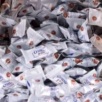 Crousti pralin : billes soufflées enrobées de chocolat  Crousti pralin : billes soufflées enrobées de chocolat